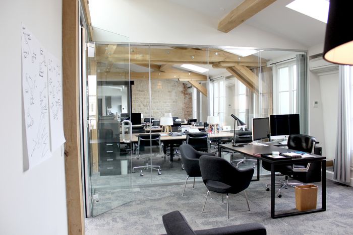 簡約辦公室裝修設計,創(chuàng)意辦公設計,廣州裝修設計公司,海博裝飾.jpg 簡約辦公室裝修設計,創(chuàng)意辦公設計,廣州裝修設計公司,海博裝飾.jpg