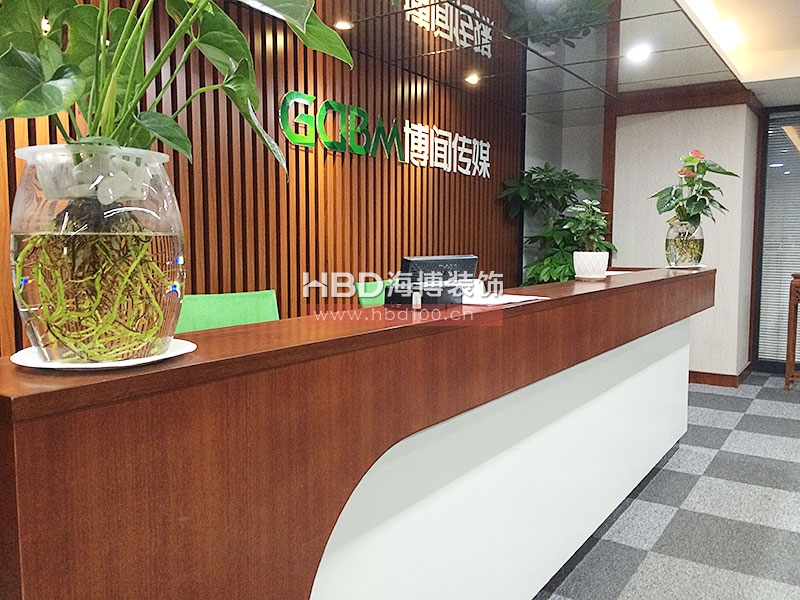 現(xiàn)代簡(jiǎn)約風(fēng)格辦公室裝修設(shè)計(jì).jpg 現(xiàn)代簡(jiǎn)約風(fēng)格辦公室裝修設(shè)計(jì).jpg